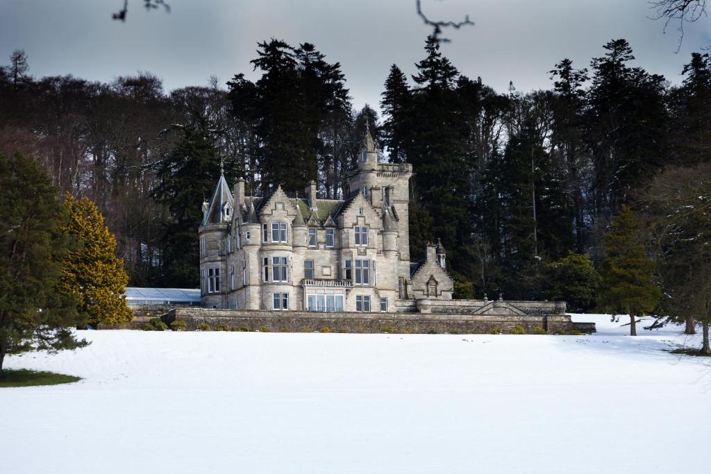 Kinnettles Castle Forfar Bagian luar foto