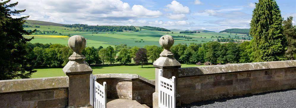 Kinnettles Castle Forfar Bagian luar foto